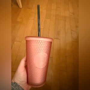 Starbucks Blush Pink Studded Cold Cup black straw. I don’t have the straw it had